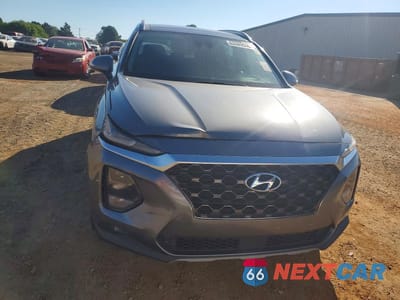 Piąte zdjęcie samochodu w środku: 2019 HYUNDAI SANTA FE LIMITED 2.0T VIN:5NMS53AA2KH020482 - miniatura