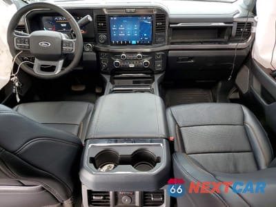 Zdjęcie 8 z 12 samochodu: 2026 FORD F350 SUPER DUTY VIN:1FT8W3BM2TEC27992 - miniatura