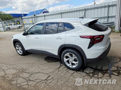 Drugie zdjęcie samochodu z przodu: 2024 CHEVROLET TRAX LS VIN:KL77LFE20RC057598 - miniatura