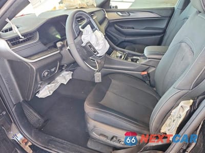 Zdjęcie 7 z 13 samochodu: 2025 JEEP GRAND CHEROKEE L LAREDO/L ALTITUDE VIN:1C4RJJAG5S8734272 - miniatura