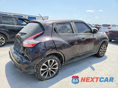 Trzecie zdjęcie samochodu z tyłu: 2017 NISSAN JUKE SV VIN:JN8AF5MR4HT700644 - miniatura