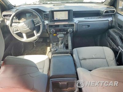Zdjęcie 8 z 12 samochodu: 2026 TOYOTA TACOMA SR5 VIN:3TMLB5JN9TM243306 - miniatura