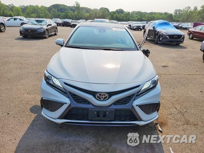 Piąte zdjęcie samochodu w środku: 2022 TOYOTA CAMRY XSE VIN:4T1K61BK8NU063371 - miniatura