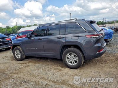 Drugie zdjęcie samochodu z przodu: 2022 JEEP GRAND CHEROKEE LAREDO VIN:1C4RJHAG9N8633037 - miniatura