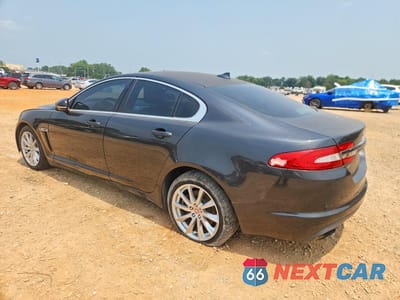 Drugie zdjęcie samochodu z przodu: 2015 JAGUAR XF 2.0T PREMIUM VIN:SAJWA0FS4FPU56181 - miniatura