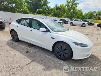 Czwarte zdjęcie samochodu z boku: 2025 TESLA MODEL 3 VIN:5YJ3E1EA7SF942136 - miniatura