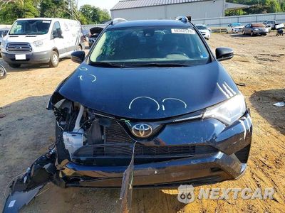 Piąte zdjęcie samochodu w środku: 2017 TOYOTA RAV4 LE VIN:JTMZFREVXHJ134616 - miniatura