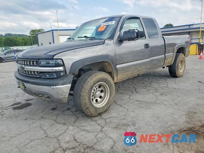 1999 CHEVROLET SILVERADO K2500 1GCGK29U4XE227652 - główne zdjęcie licytacji z USA - miniatura