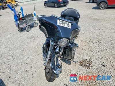 Piąte zdjęcie samochodu w środku: 2012 HARLEY-DAVIDSON FLHTK ELECTRA GLIDE ULTRA LIMITED VIN:1HD1KEM17CB635173 - miniatura