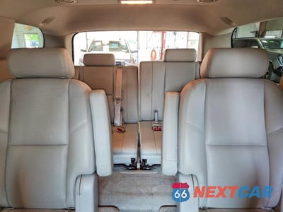 Zdjęcie 10 z 14 samochodu: 2010 CHEVROLET TAHOE K1500 LTZ VIN:1GNUKCE02AR110199 - miniatura