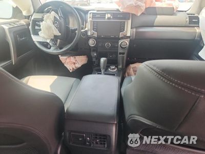 Zdjęcie 8 z 12 samochodu: 2020 TOYOTA 4RUNNER SR5 PREMIUM VIN:JTEBU5JR5L5815384 - miniatura