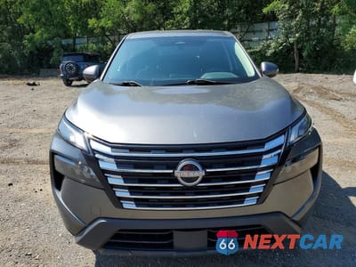 Piąte zdjęcie samochodu w środku: 2024 NISSAN ROGUE SV VIN:5N1BT3BB5RC700250 - miniatura