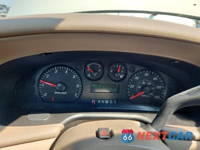 Zdjęcie 9 z 12 samochodu: 2005 FORD TAURUS SE VIN:1FAFP53295A204318 - miniatura