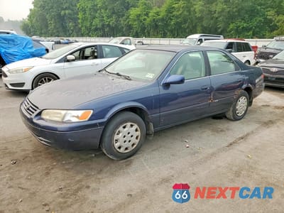 1998 TOYOTA CAMRY LE JT2BG22K6W0156866 - główne zdjęcie licytacji z USA - miniatura