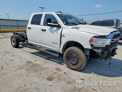 Czwarte zdjęcie samochodu z boku: 2022 RAM 3500 VIN:3C7WR9CLXNG197114 - miniatura