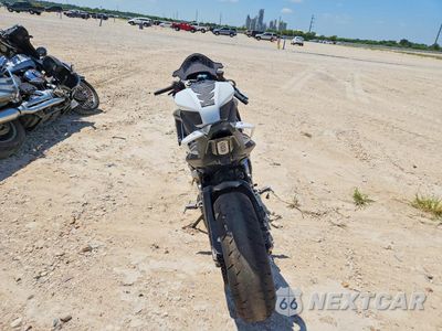Czwarte zdjęcie samochodu z boku: 2025 CF MOTO 675SS VIN:LCEPEVLP1S6001874 - miniatura
