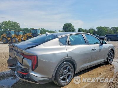 Trzecie zdjęcie samochodu z tyłu: 2026 KIA K4 LXS VIN:3KPFT4DE4TE286865 - miniatura