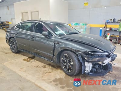 Czwarte zdjęcie samochodu z boku: 2025 HYUNDAI SONATA SEL VIN:KMHL64JA1SA447312 - miniatura