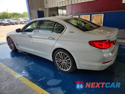 Drugie zdjęcie samochodu z przodu: 2018 BMW 530E VIN:WBAJA9C59JB249025 - miniatura