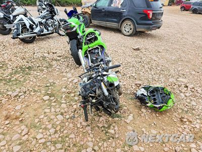 Drugie zdjęcie samochodu z przodu: 2000 KAWASAKI ZX900 E VIN:JKAZX2E10YA001729 - miniatura