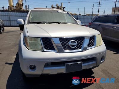 Piąte zdjęcie samochodu w środku: 2006 NISSAN PATHFINDER S VIN:5N1AR18U46C674601 - miniatura