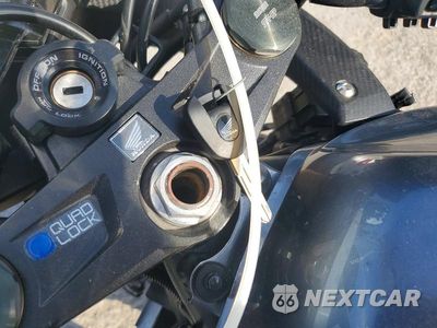 Zdjęcie 8 z 9 samochodu: 2023 HONDA CBR500 RA VIN:MLHPC6255P5400034 - miniatura