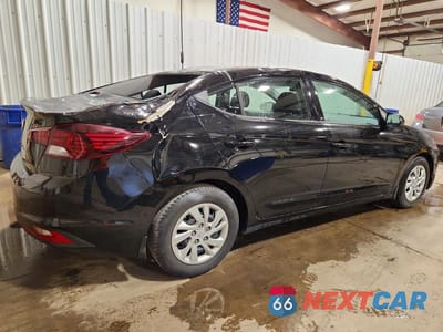 Trzecie zdjęcie samochodu z tyłu: 2020 HYUNDAI ELANTRA SE VIN:5NPD74LF0LH545062 - miniatura