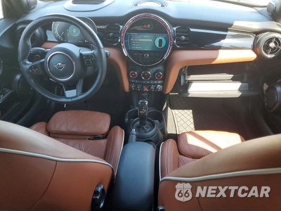 Zdjęcie 8 z 13 samochodu: 2022 MINI COOPER S VIN:WMW43DL03N3N35516 - miniatura