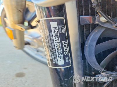 Zdjęcie 9 z 9 samochodu: 2007 HONDA VTX1300 C VIN:1HFSC55037A304214 - miniatura