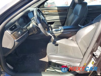 Zdjęcie 7 z 12 samochodu: 2014 BMW 750 I VIN:WBAYA8C57ED228323 - miniatura