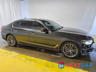 Czwarte zdjęcie samochodu z boku: 2017 BMW 540 XI VIN:WBAJE7C33HG886822 - miniatura