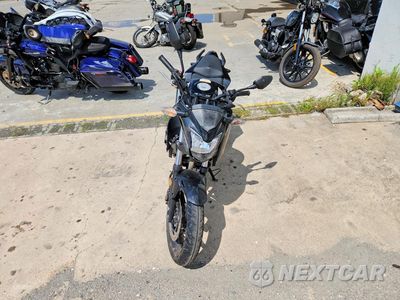 Drugie zdjęcie samochodu z przodu: 2016 HONDA CB300 F VIN:MLHNC5211G5200315 - miniatura