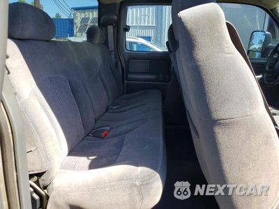 Zdjęcie 10 z 12 samochodu: 2001 CHEVROLET SILVERADO K2500 HEAVY DUTY VIN:1GCHK29161E339581 - miniatura