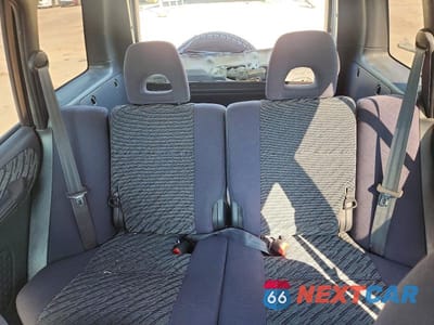 Zdjęcie 10 z 13 samochodu: 1998 TOYOTA RAV4 VIN:JT3GP10V0W0032102 - miniatura