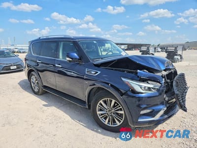 Czwarte zdjęcie samochodu z boku: 2020 INFINITI QX80 LUXE VIN:JN8AZ2NF6L9705439 - miniatura