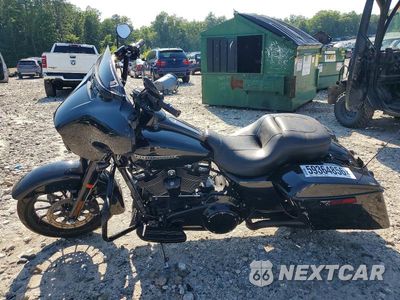 Trzecie zdjęcie samochodu z tyłu: 2018 HARLEY-DAVIDSON FLHXS STREET GLIDE SPECIAL VIN:1HD1KRC10JB620326 - miniatura