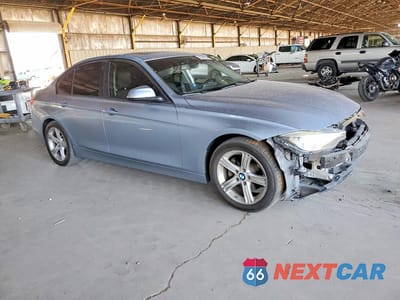 Czwarte zdjęcie samochodu z boku: 2014 BMW 320 I VIN:WBA3B1C53EK132795 - miniatura