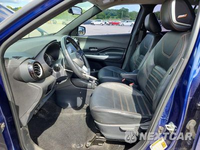 Zdjęcie 7 z 13 samochodu: 2020 NISSAN KICKS SR VIN:3N1CP5DV9LL563828 - miniatura