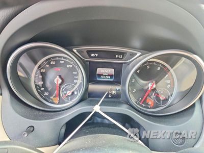Zdjęcie 9 z 13 samochodu: 2018 MERCEDES-BENZ CLA 250 4MATIC VIN:WDDSJ4GB8JN585909 - miniatura
