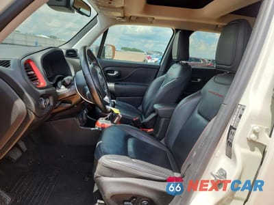 Zdjęcie 7 z 13 samochodu: 2020 JEEP RENEGADE TRAILHAWK VIN:ZACNJBC11LPL79542 - miniatura