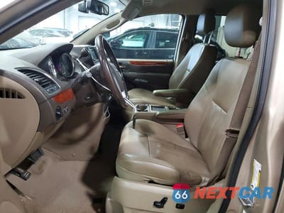 Zdjęcie 7 z 13 samochodu: 2012 CHRYSLER TOWN & COUNTRY TOURING L VIN:2C4RC1CG8CR369163 - miniatura
