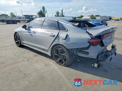 Drugie zdjęcie samochodu z przodu: 2025 KIA K5 GT LINE VIN:KNAG64J7XS5268668 - miniatura