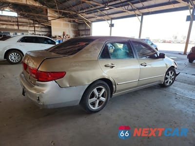 Trzecie zdjęcie samochodu z tyłu: 2005 HONDA ACCORD EX VIN:1HGCM66545A047476 - miniatura