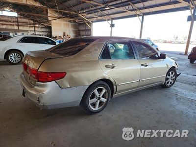 Trzecie zdjęcie samochodu z tyłu: 2005 HONDA ACCORD EX VIN:1HGCM66545A047476 - miniatura