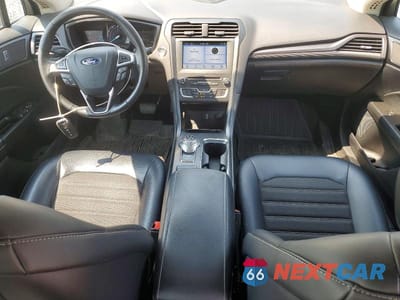 Zdjęcie 8 z 12 samochodu: 2018 FORD FUSION SE VIN:3FA6P0HD7JR214102 - miniatura