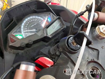 Zdjęcie 8 z 9 samochodu: 2016 KAWASAKI EX300 A VIN:JKAEX8A10GDA27464 - miniatura