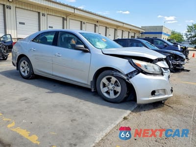 Czwarte zdjęcie samochodu z boku: 2014 CHEVROLET MALIBU LS VIN:1G11B5SL0EF185926 - miniatura