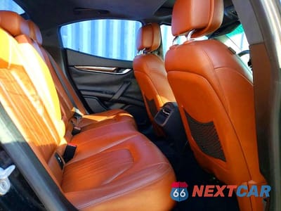 Zdjęcie 10 z 12 samochodu: 2014 MASERATI GHIBLI VIN:ZAM57XSAXE1128131 - miniatura