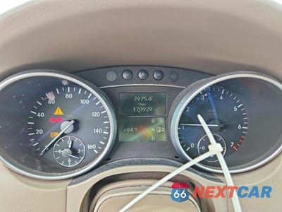 Zdjęcie 9 z 13 samochodu: 2008 MERCEDES-BENZ ML 350 VIN:4JGBB86E08A342781 - miniatura