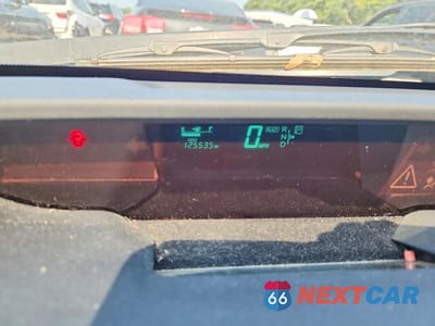 Zdjęcie 9 z 12 samochodu: 2004 TOYOTA PRIUS BASE VIN:JTDKB22UX40080489 - miniatura